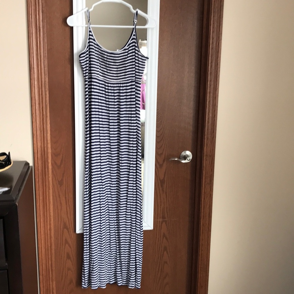 Calvin Klein Size 8 -Maxi Dress